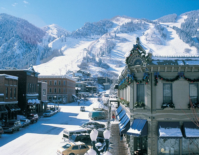 12 amazing ski resorts