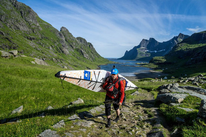 12 kayaker norway fjords