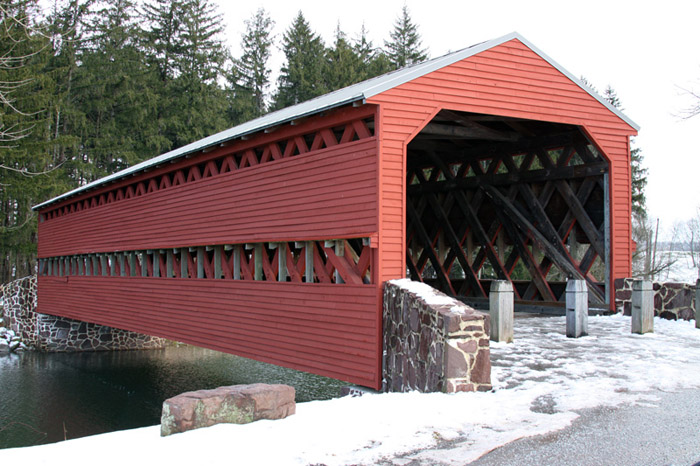 13 spooky haunted bridges