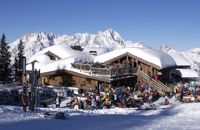 15 amazing ski resorts