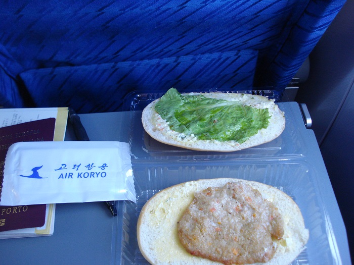 16 worst airline food