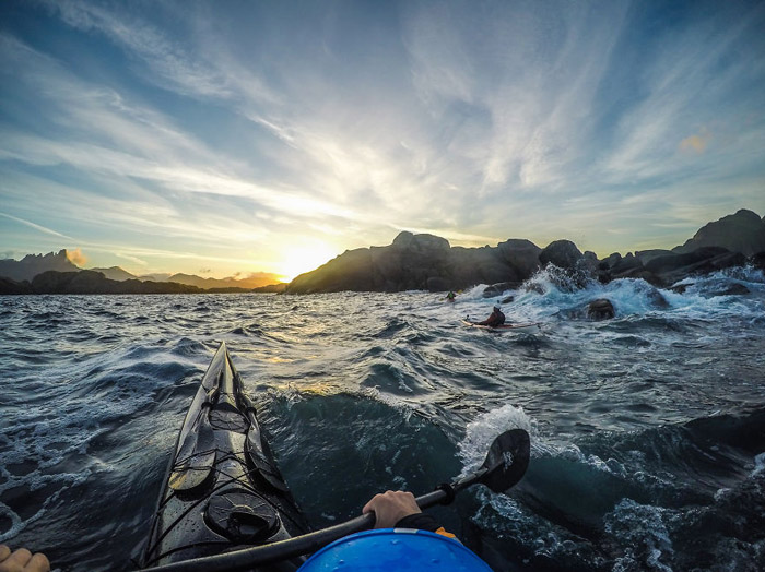 6 kayaker norway fjords