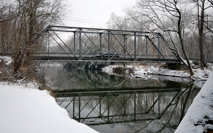 6 spooky haunted bridges