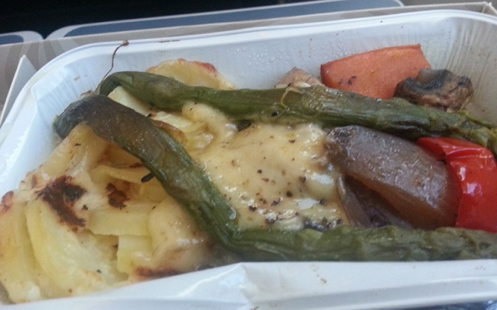 9 worst airline food